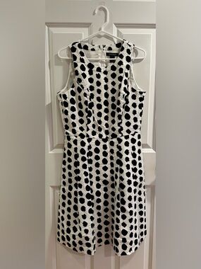 White House Black Market Cocktail Dress, size 10